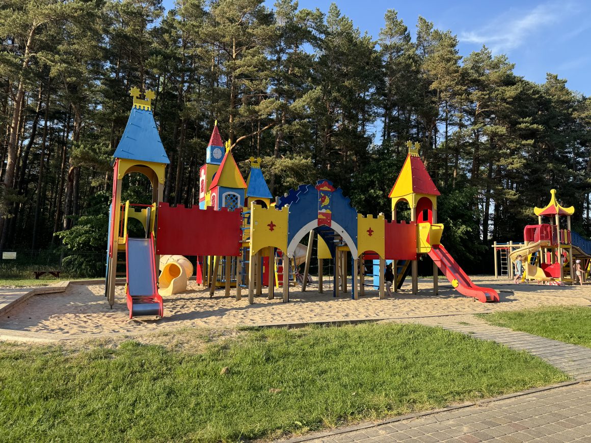 vaikų žaidimų aikštelė Palangoje